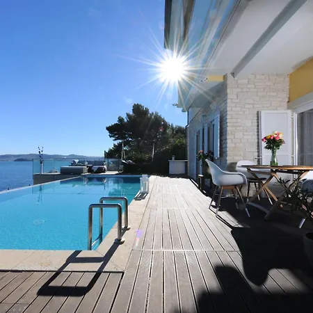 Nyaraló In Mit Beheiztem Pool By Interhome Savudrija