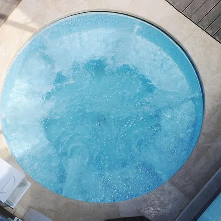 In Mit Beheiztem Pool By Interhome Nyaraló